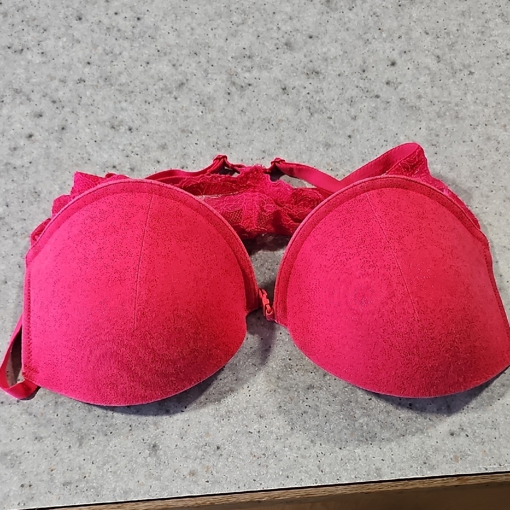 La SENZA 34 D Vibrant Pink Bra